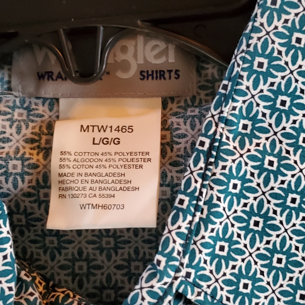 Men's Wrangler Pearl snap shirt